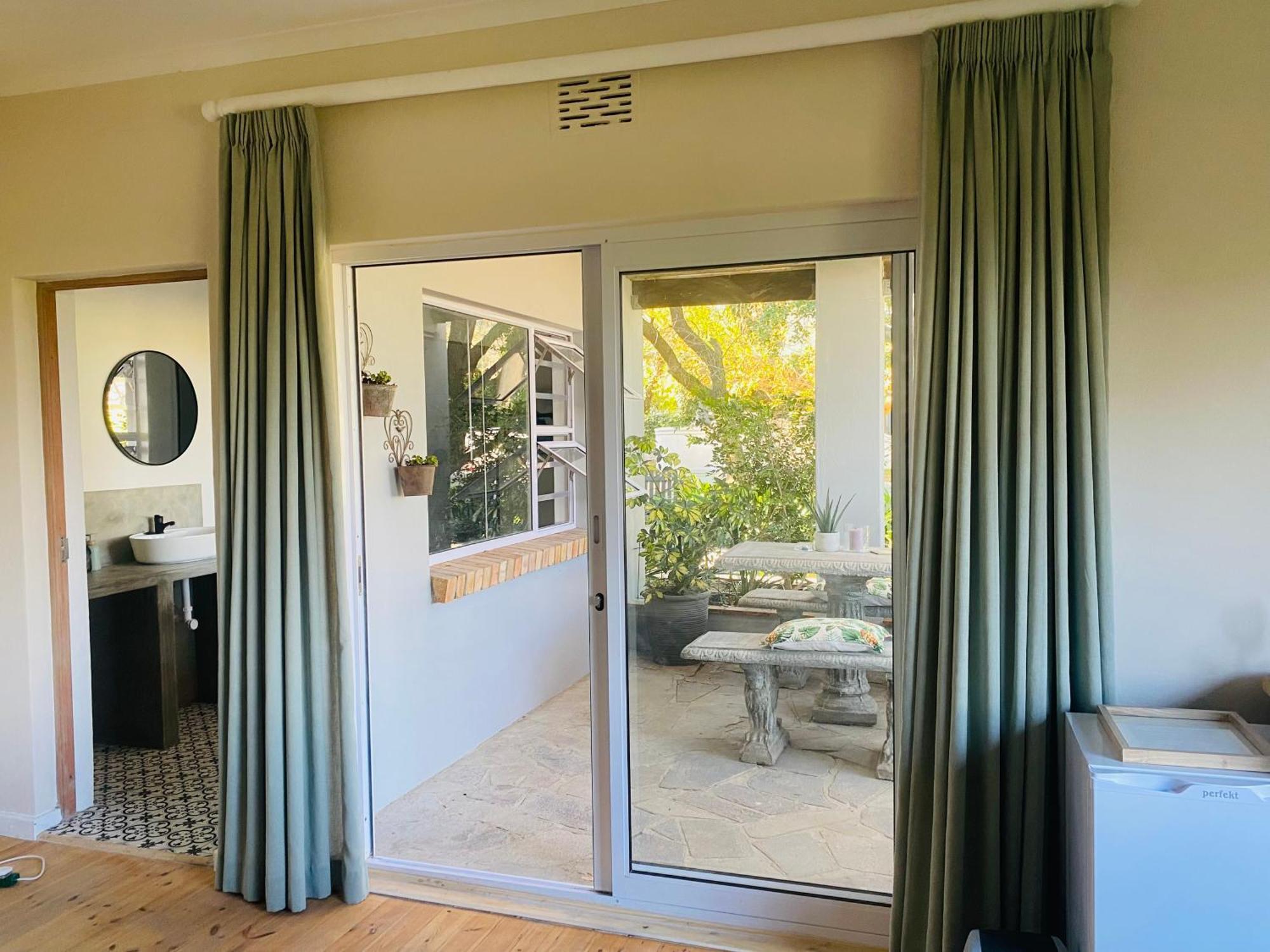 Winelands Guest Room Стеленбош Екстериор снимка